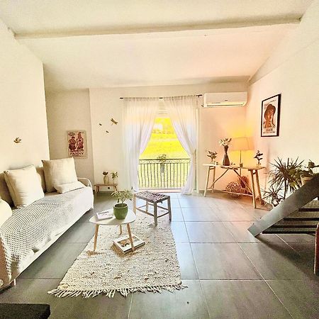 Apartament Loft Atypique Au Milieu Des Champs Tourrettes Zewnętrze zdjęcie